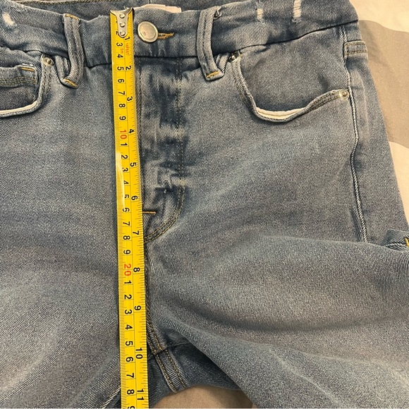 Good American Good Legs Cropped Distressed Skinny Jeans in Blue 523 sz 4/ 27 - Picture 13 of 16